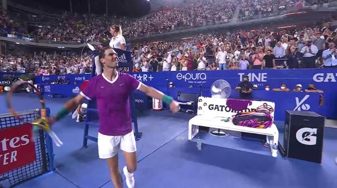 门前果断 门前果断